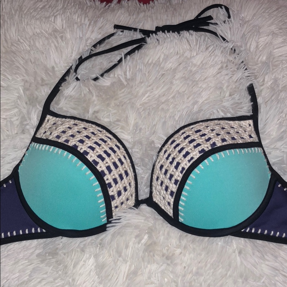 Victoria’s Secret Bikini Top